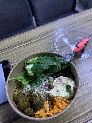   at Dean & David - Hauptbahnhof in Munich