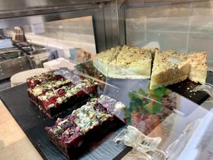 cake at Dean & David - Hauptbahnhof in Munich