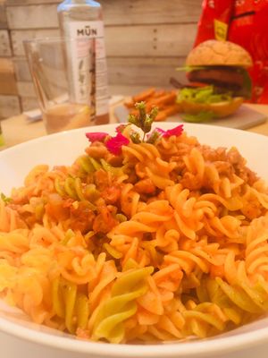 Yummmyyy vegan bolognese at Cor de Carxofa in Benicarlo