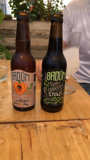 50 opcions de cervesa at Cor de Carxofa in Benicarlo