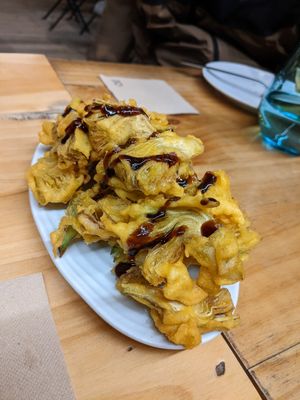 Corazones de alcachofa crujientes at Cor de Carxofa in Benicarlo