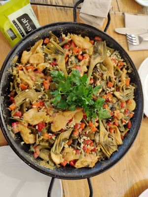 Paella at Cor de Carxofa in Benicarlo