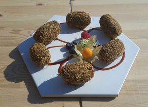 Qroquettes, 
Delicious  at Cor de Carxofa in Benicarlo