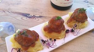Albóndigas de heura at Cor de Carxofa in Benicarlo