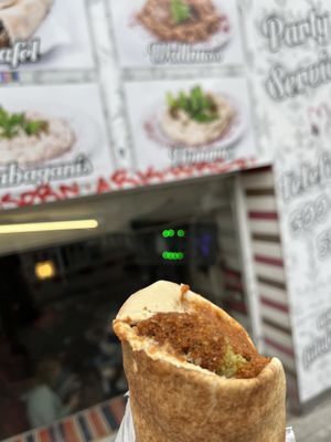   at Falafel Kimo in Hamburg