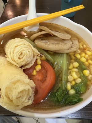 Cart Noodles in spicy soup with lotus roots, corn and soybean rolls at The Recipe 素食譜 in Kowloon