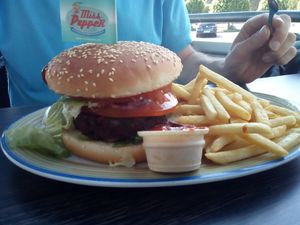 Vegan burger at Miss PeppeR in Wietzendorf