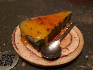 Vegan matcha tea cheese cake at Honest Greens - Hortaleza in Madrid