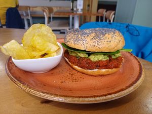 Vegan Pesto and Avocado bagel at Socola in Murcia