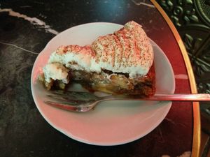 apple pie at Bombon in Madrid