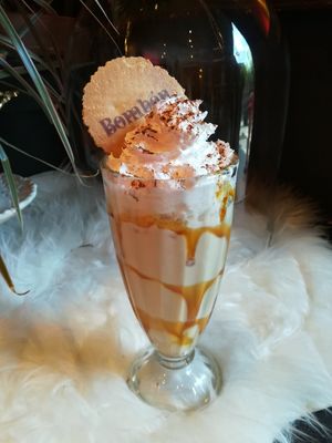 Batido de Almendras con Caramelo Salado at Bombon in Madrid