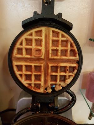 Ye ole waffle iron at Bombon in Madrid