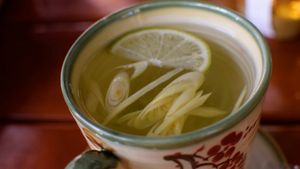 lemon ginger honey tea - got agave instead of honey (unclear if the restaurant actually serves honey or not) at Mom's Creation - Friedrichshain in Berlin