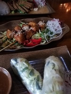 Summer roll and meaty skewers at Mom's Creation - Friedrichshain in Berlin