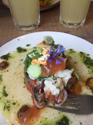 Carpaccio de tomates at Okivi in Les Eyzies-de-tayac-sireuil