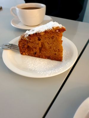 apple cinnamon at Veganique in Seoul