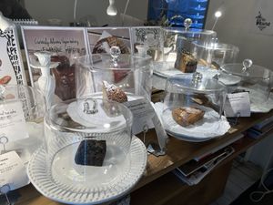 Sometimes they have cakes that are not on display. Ask the staff if you are looking for anything specific    at Veganique in Seoul