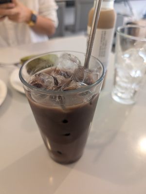 Chocolate no milk tea at Veganique in Seoul
