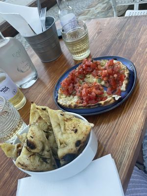 Focaccia Aioli & bruschetta  at Arte Bianca in Aljezur