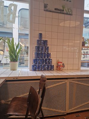 Grab your own salt at Frituur Tartaar in Ghent