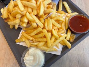 Medium fries (aka, a heckuvalot of fries) at Frituur Tartaar in Ghent