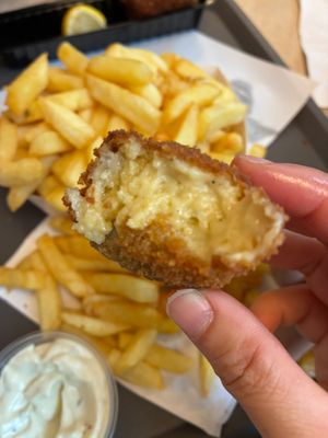 Vegan cheese croquette at Frituur Tartaar in Ghent