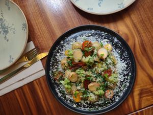 Smokey salad (vegan option avilable) at Fonzo in Malaga