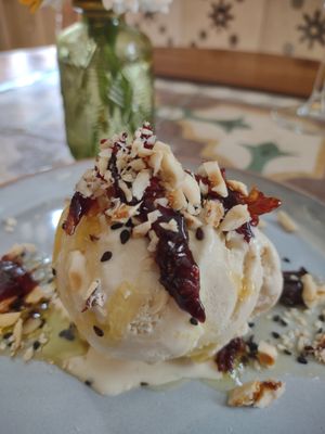 Bola de coco (all vegan) at Fonzo in Malaga