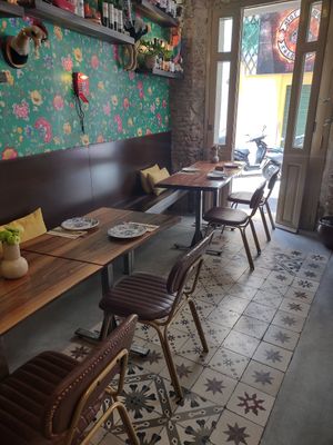 Tables at Fonzo in Malaga