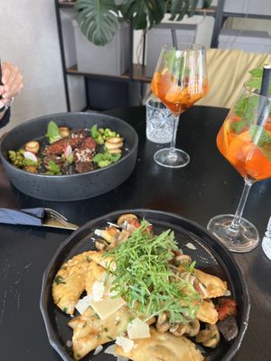 Vegane Jacobsmuscheln & Steinpilz Schlutzkrapfen  at Goldkind in Mayrhofen