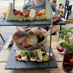 Vegan starter plate for two  at Goldkind in Mayrhofen