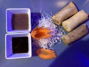 Vegan spring rolls at Sherpa in Alicante