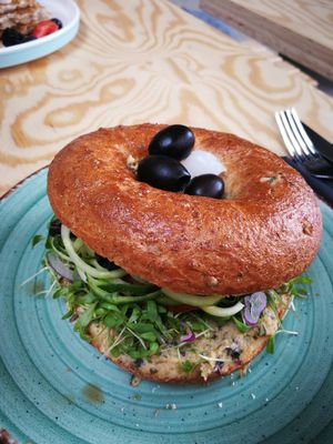 Un-tuna bagel at LEO Pancakes in Leuven