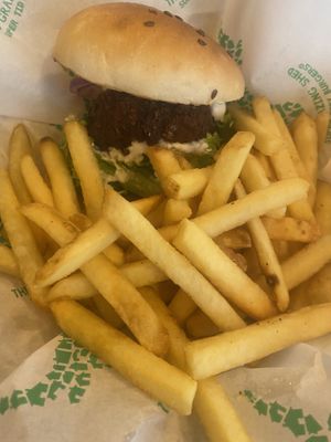 Pritchard’s Dirty Vegan and Skin on Fries at The Grazing Shed in Cardiff