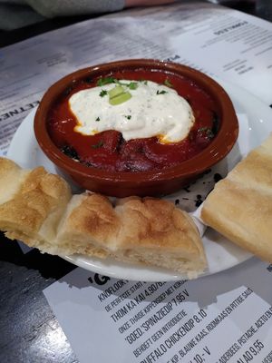 Borani banjan vegan afghan dish with eggplant at Goed Proeven in Arnhem