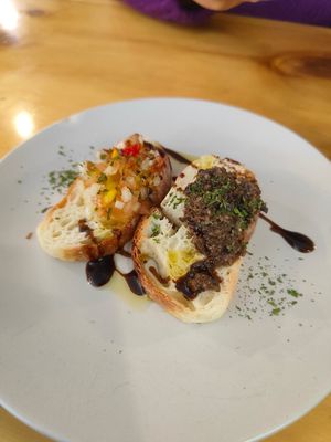 Appetizer, olive n salsa stuff at Nammi Plant Lab in Seoul