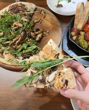 Mushroom Pizza - close-up at Nammi Plant Lab in Seoul