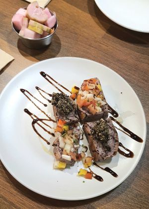 current starter: olive spread & veggies at Nammi Plant Lab in Seoul