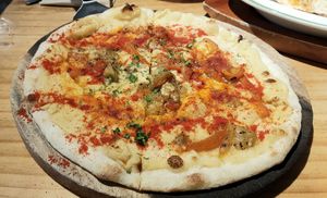 Hummus Pizza at Nammi Plant Lab in Seoul