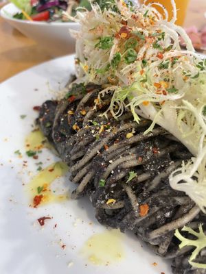 Garlic sesame pasta   at Nammi Plant Lab in Seoul