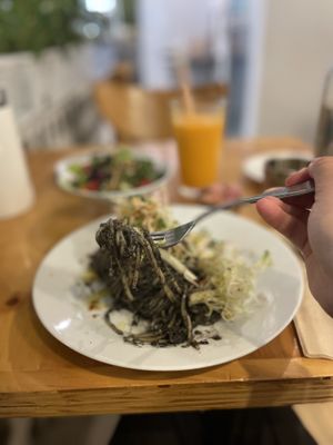 Lots of garlic  at Nammi Plant Lab in Seoul