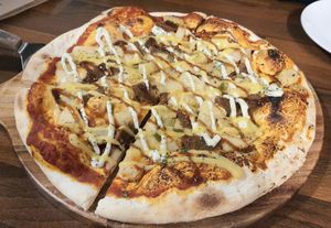 New Hawaiian Steak Pizza at Nammi Plant Lab in Seoul