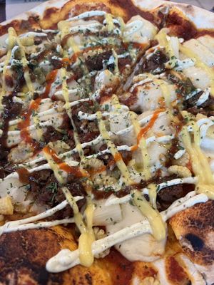 steak(soybean meat) hawaiian pizza  at Nammi Plant Lab in Seoul