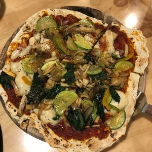 veggie pizza at Nammi Plant Lab in Seoul