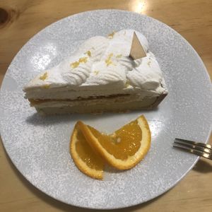 Lemon cake at Nammi Plant Lab in Seoul