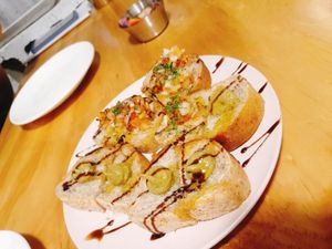 Complimentary appetizers at Nammi Plant Lab in Seoul