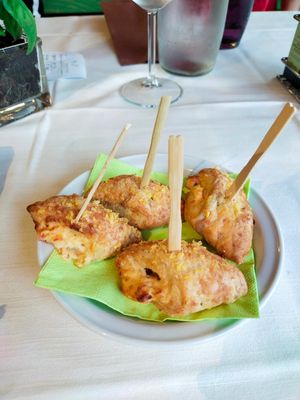 Antipasto di peperoni piccanti at Il Caminetto in Transacqua