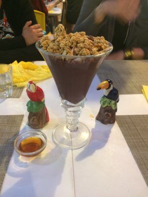 Açaí smoothie with granola at Casa Brasil in Palavas-les-flots