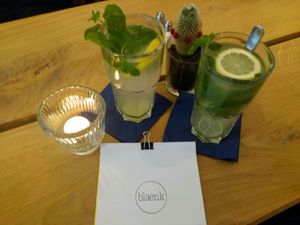 Lime, lemon, mint and ginger tea at blaenk in Lueneburg