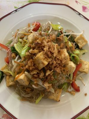 Miên xào mit Tofu  at Loc Phat in Fuessen